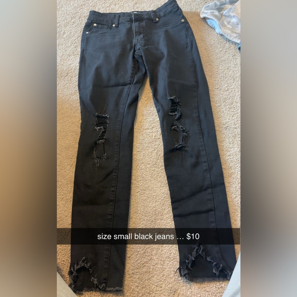 Women's Black Distressed Jeans